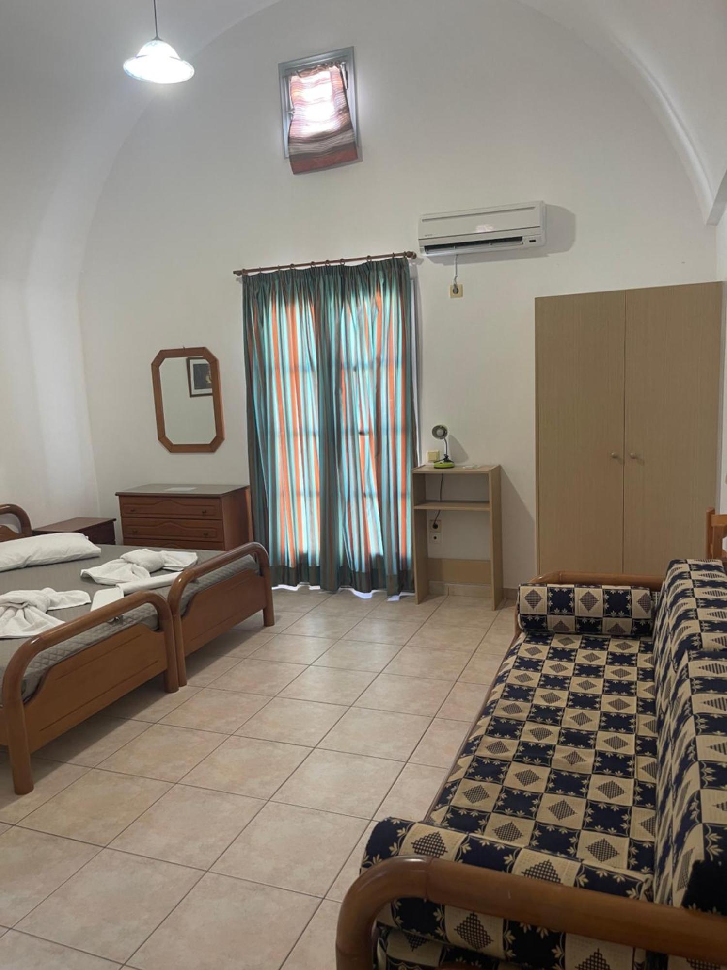 Tarelis Apartments & Studios Камари Экстерьер фото